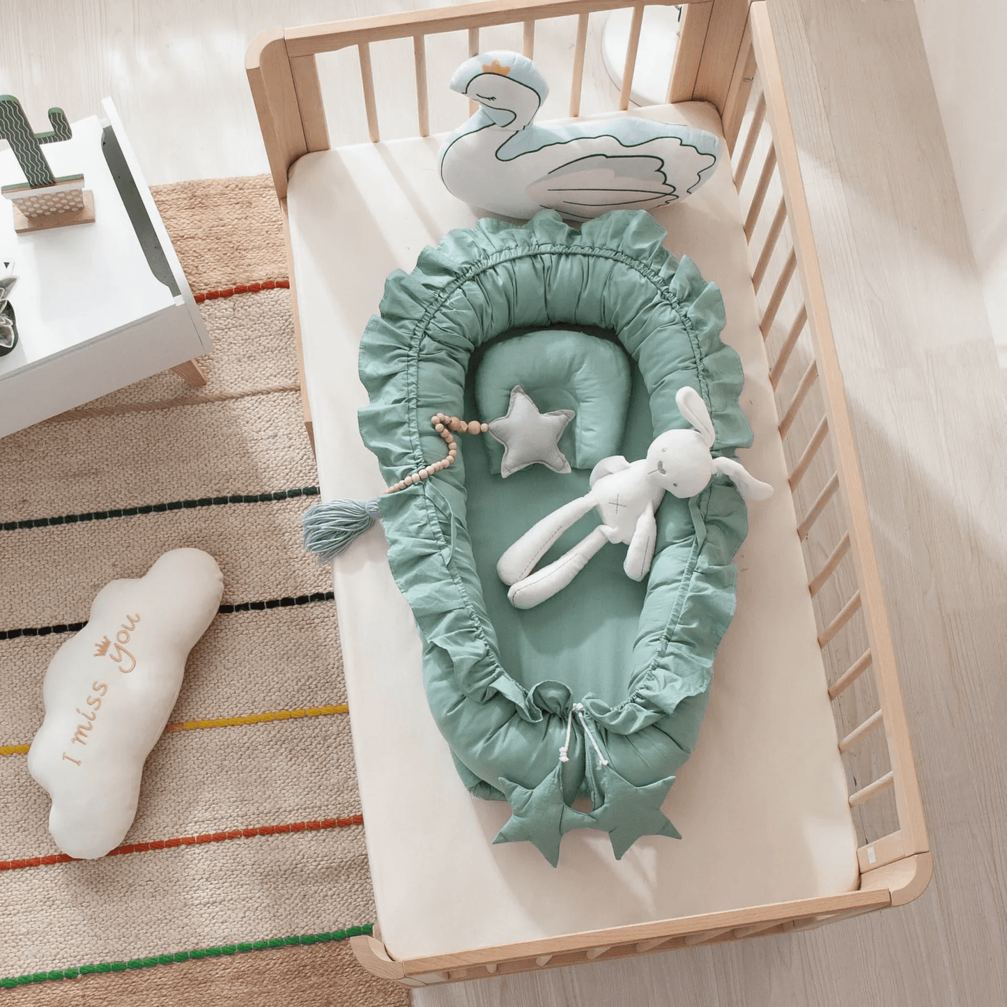 Reducteur de lit bebe avec oreiller| Nighty - Palais De Bébé
