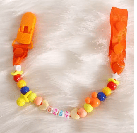 Attache tétine perle | Sécurisée et Pratique - Palais De Bébé