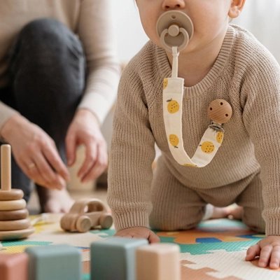 Attache tetine | Pratique et Sécurisée - Palais De Bébé