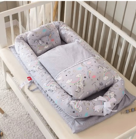 Matelas à langer avec coussin moelleux | Cocon Portable - Palais De Bébé