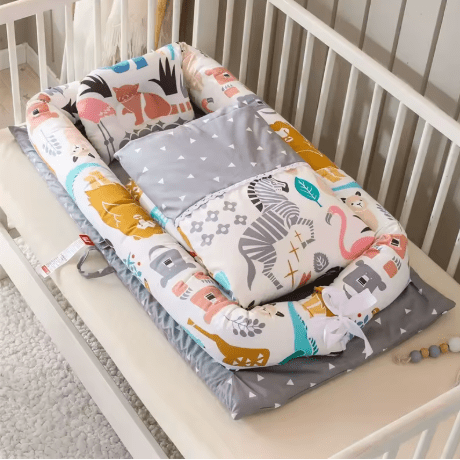 Matelas à langer avec coussin moelleux | Cocon Portable - Palais De Bébé