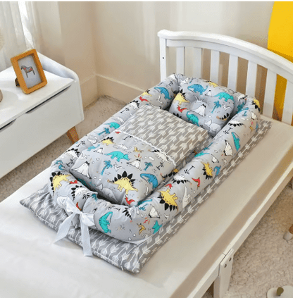 Matelas à langer avec coussin moelleux | Cocon Portable - Palais De Bébé