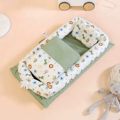 Matelas à langer avec coussin moelleux | Cocon Portable - Palais De Bébé