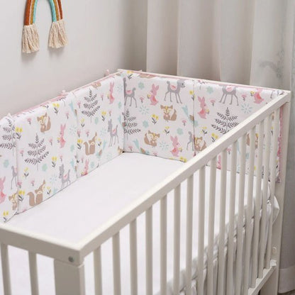Tour de lit petit bébé 