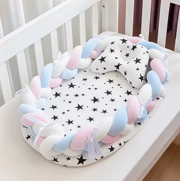 Tour de lit tresse avec coussin | Cocon Sécurisé - Palais De Bébé