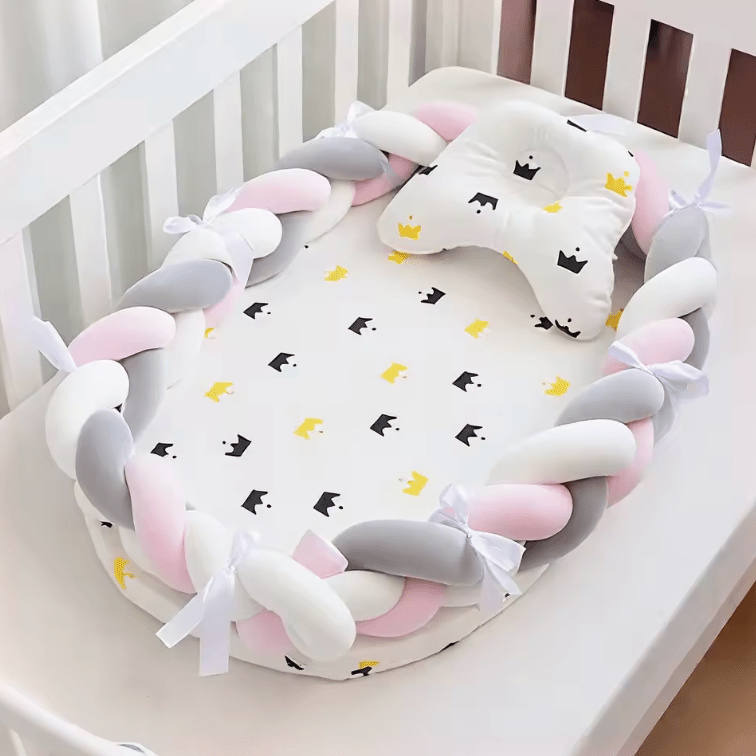 Tour de lit tresse avec coussin | Cocon Sécurisé - Palais De Bébé