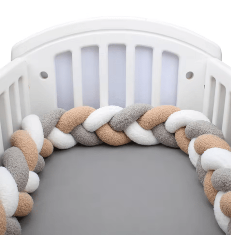 Tresse de lit bébé gris blanc marron | Protection Douce - Palais De Bébé